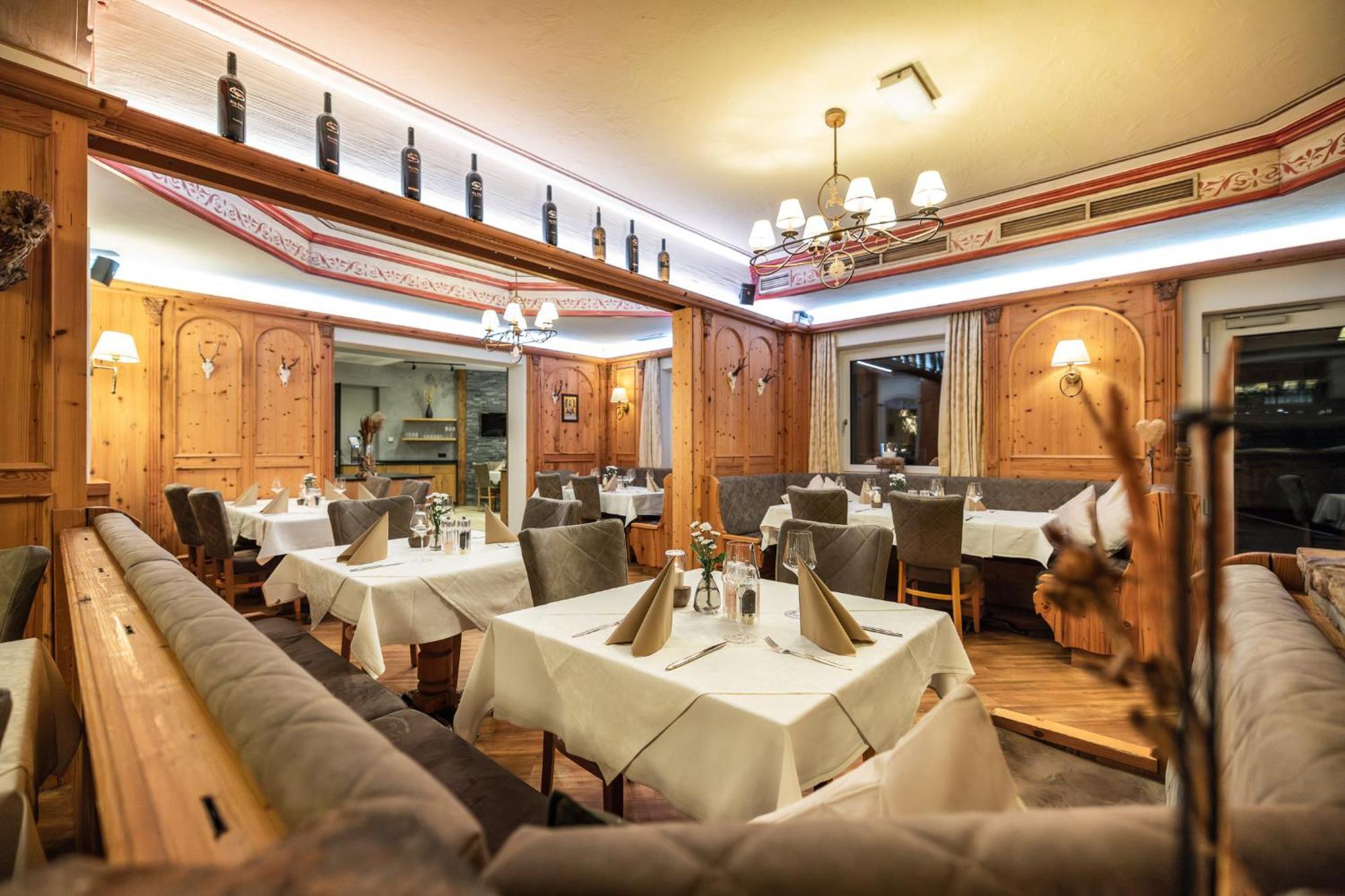 Hotel Hubertus Sankt Johann im Pongau Luaran gambar